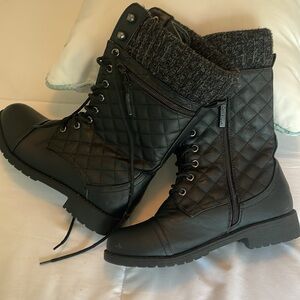 Daily Shoes - Black Women's Lace-Up Boots